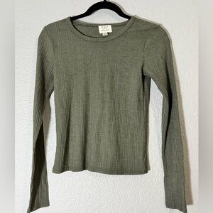 Project Social ribbed knit waffle long sleeve tee shirt top faux button olive XS